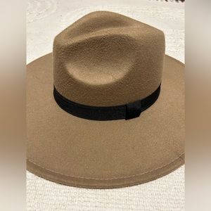 Western Style Brimmed Hat